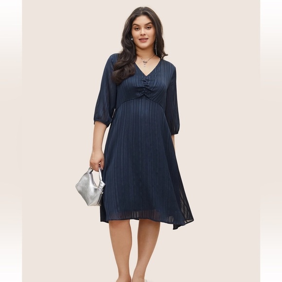 BloomChic Plus Size 2XL Textured Chiffon Mesh Patchwork Ruched Dress us18-20 - Picture 1 of 8
